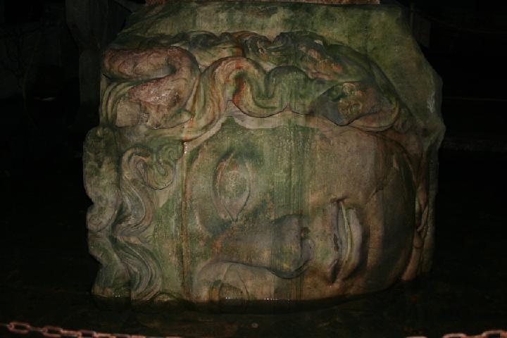 Binbirdirek Sarniçi 010.JPG